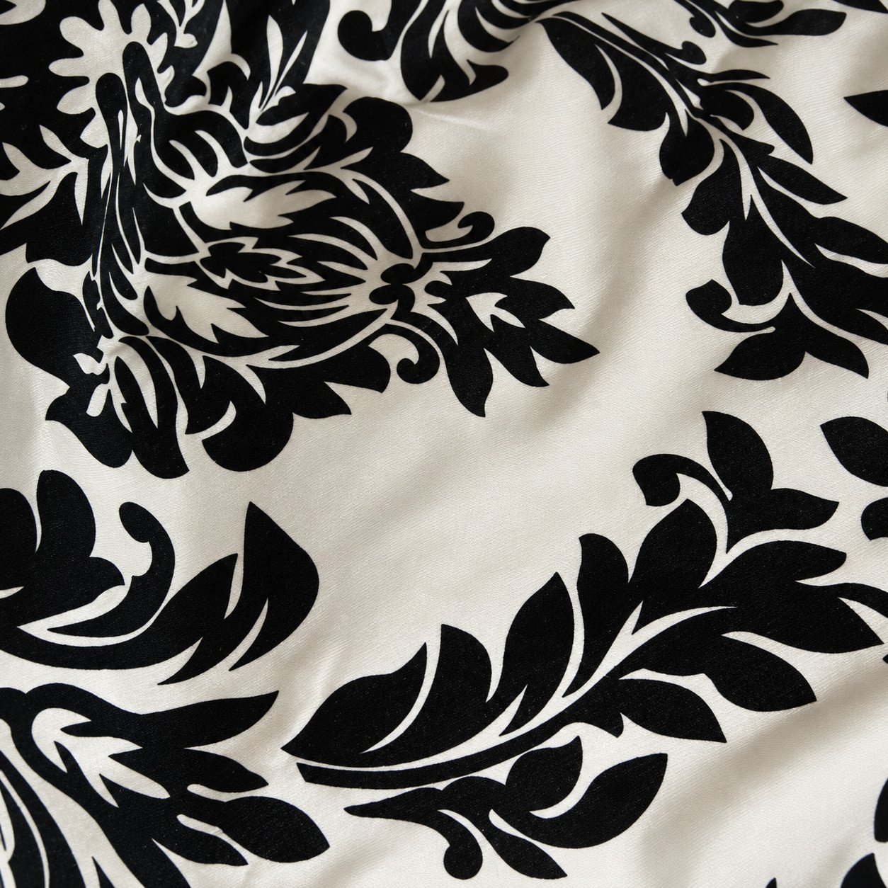 Black & Ivory Damask Linen